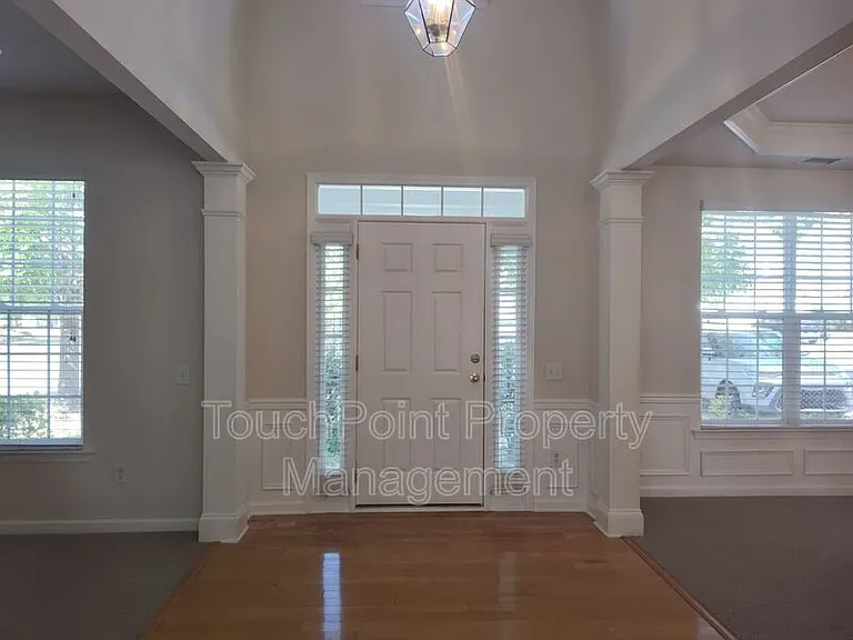 10804 Fountaingrove Dr — Photo 10