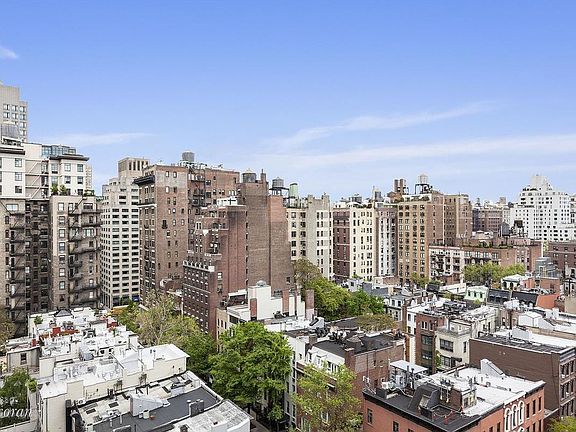 2nd image of 150 E 61st St APT 16B