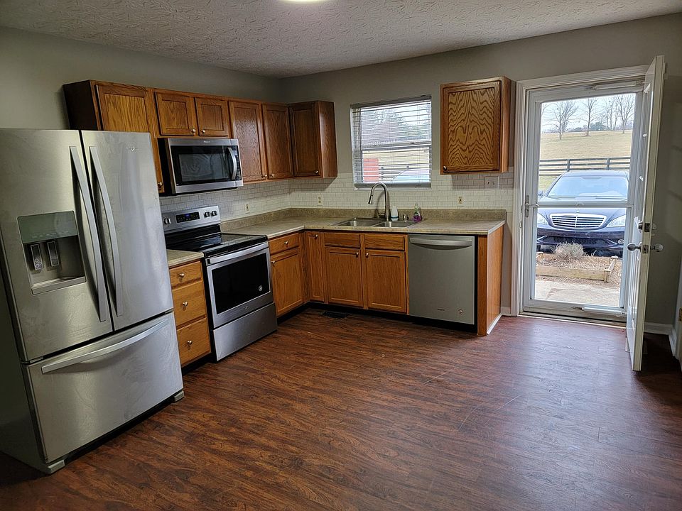 1st image of 525 Tecumseh Trl