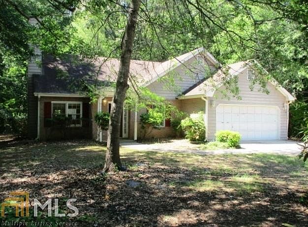 1st image of 375 Christian Woods Dr SE