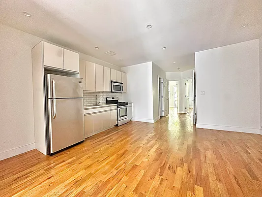 Rented by Doorway NYC, LLC | media 1