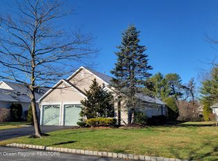 38 Skylark Ln, Lakewood, NJ