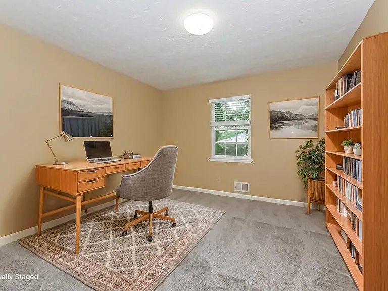 212 Wildwood Dr — Photo 18