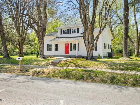 701 Hemlock St, Elizabethton, TN 37643