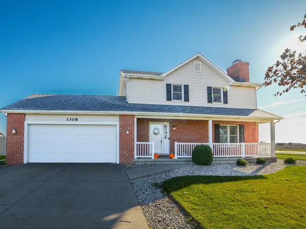 1308 Hunters Run Dr, Bourbonnais, IL 60914