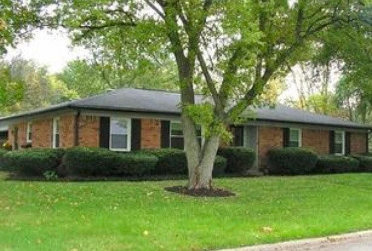 1st image of 7707 Woodside Dr