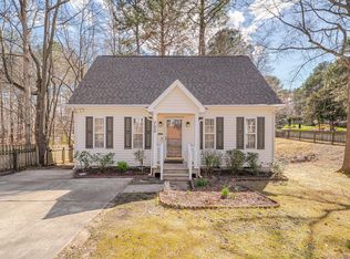 700 Grandview Dr, Durham, NC 27703