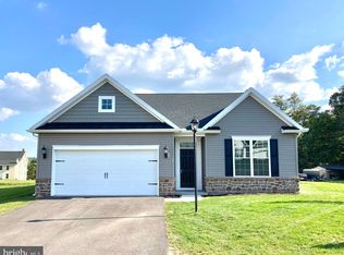 15 Osprey Ct #A16, Gettysburg, PA 17325