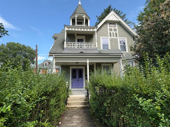 106 Harvard St #2