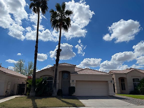 3rd image of 11407 W Dana Ln