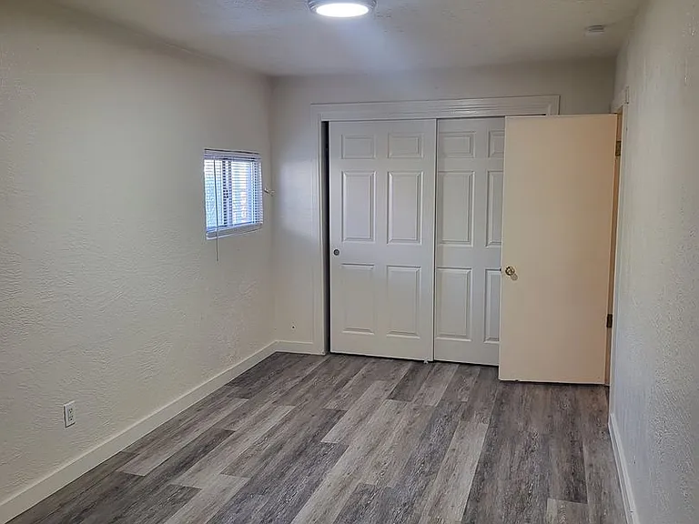 721 Santa Fe Ave SW — Photo 9