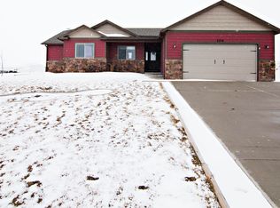 106 Huntington Dr, Gillette, WY 82718