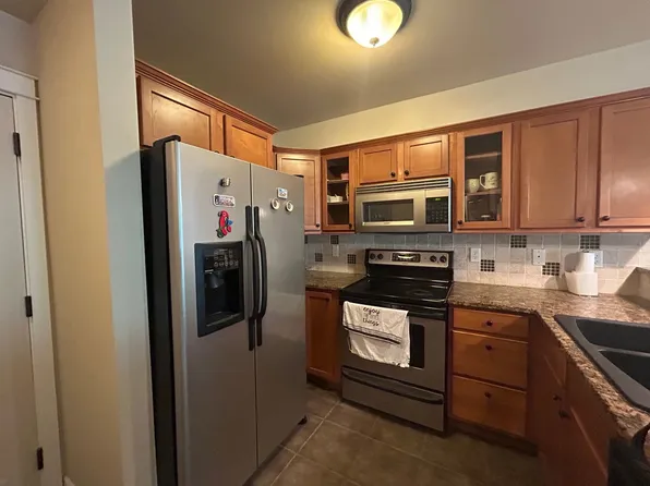 700 32nd St #A107, Bellingham, WA 98225