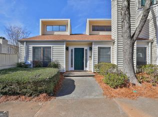 647 Serramonte Dr, Marietta, GA 30068
