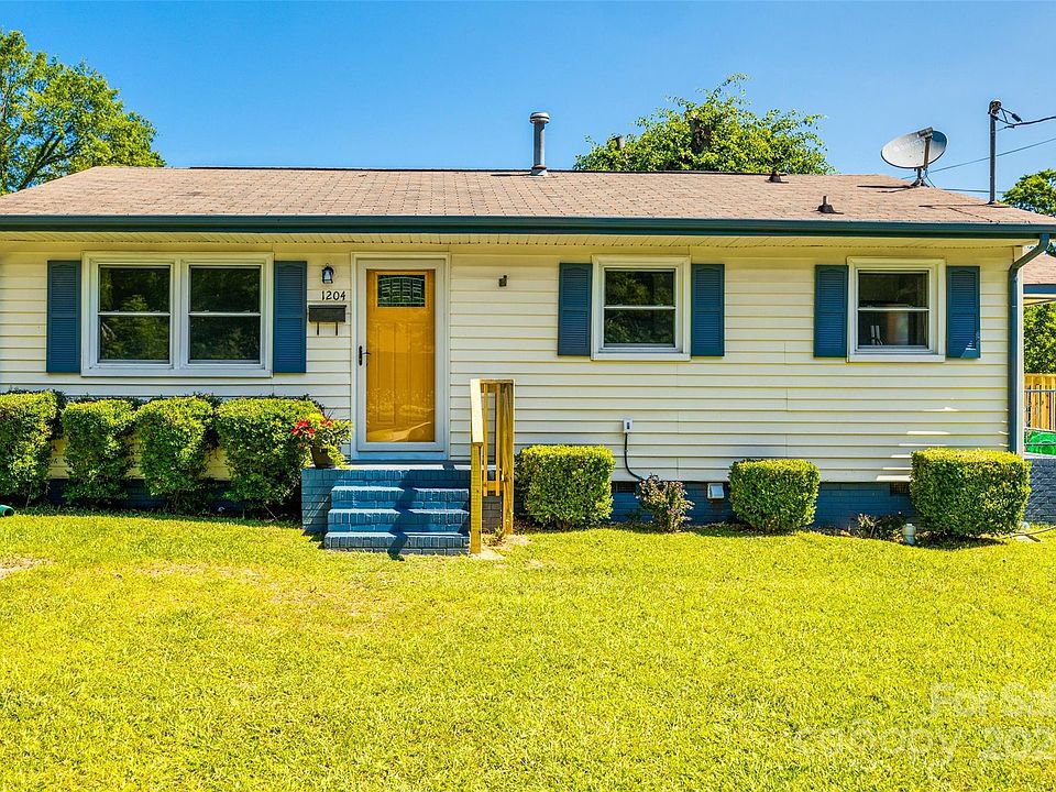 1st image of 1204 Cardinal Dr