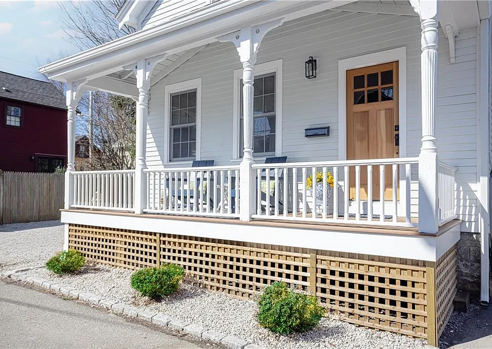 4 Gladding Ct
