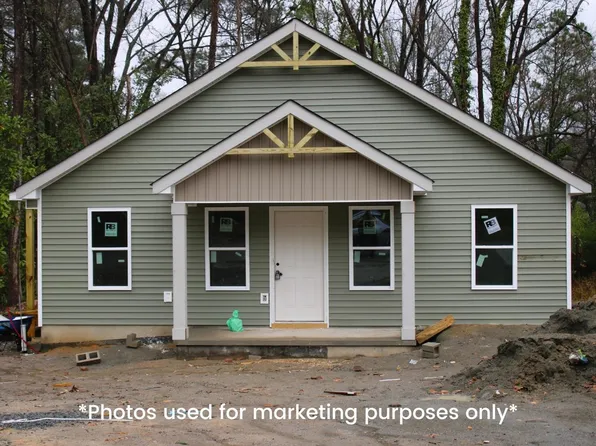 4205 River Run Dr, Sanford, NC 27332