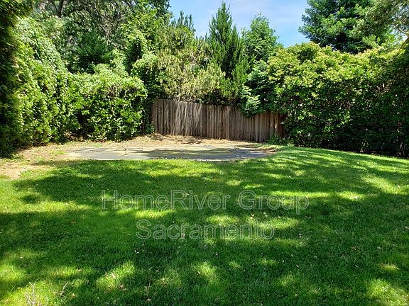 4th image of 106 Pomine Ct
