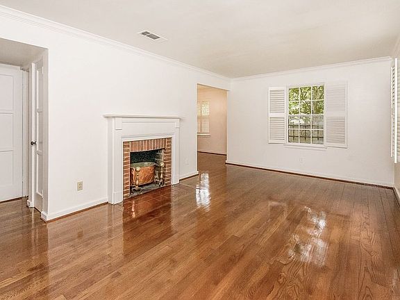  Beautiful original hardwood