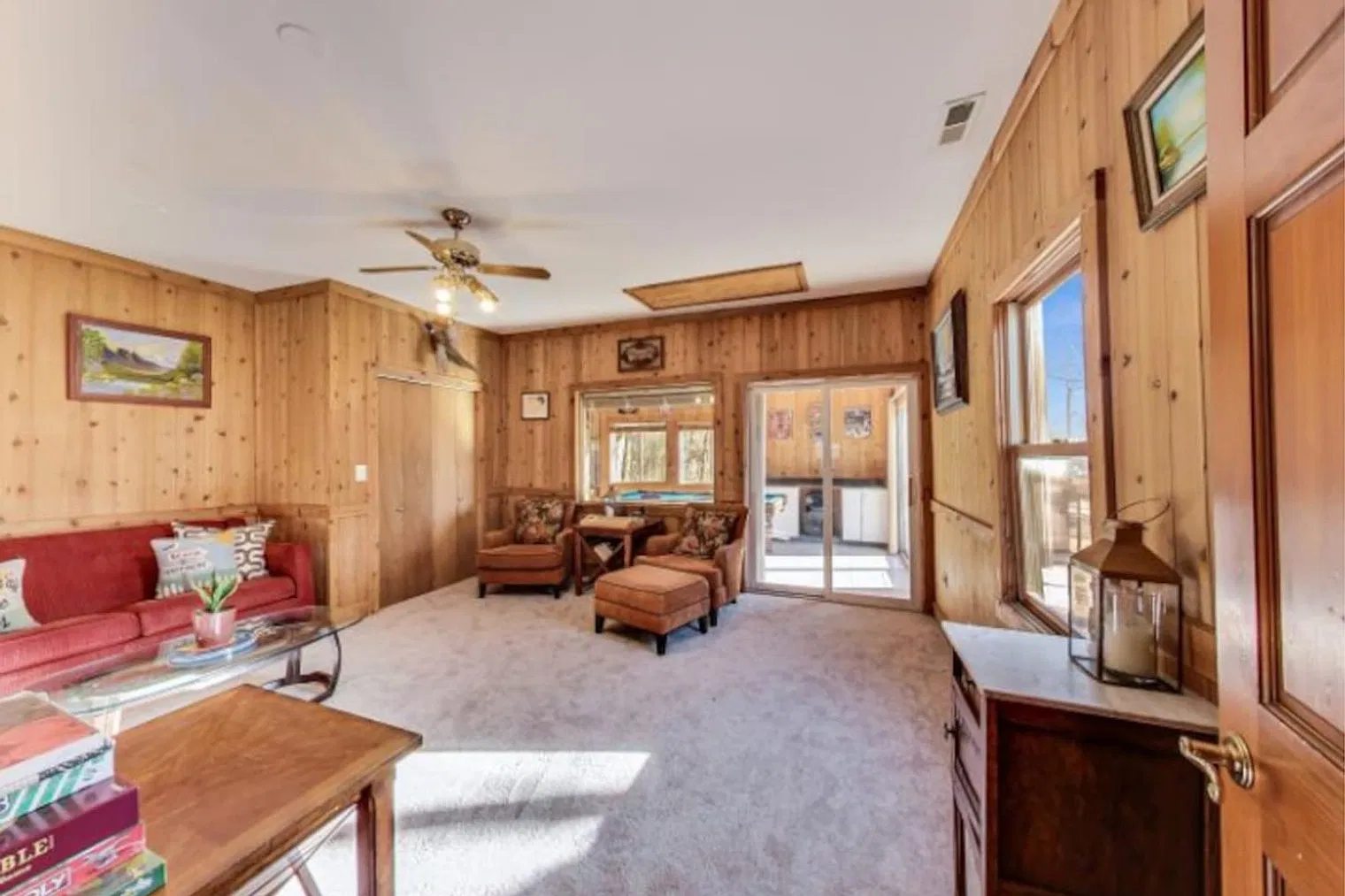 5 bed, 2.0 bath, $7,762 — Photo 2