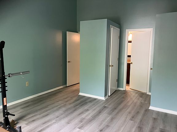 5th image of 6233 Cedar Ct #6233
