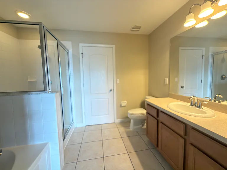 2536 Lexington Oak Dr — Photo 4