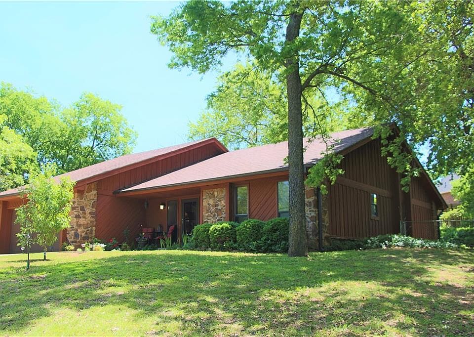 1st image of 118 Tanglewood Dr