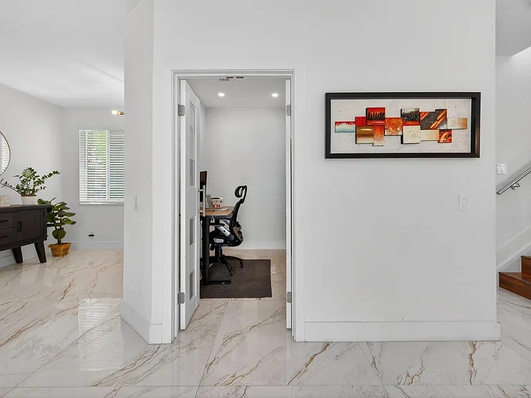 1374 Canary Island Dr — Photo 12