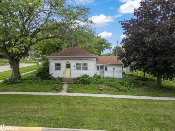 311 4th St E, Riverside, IA 52327