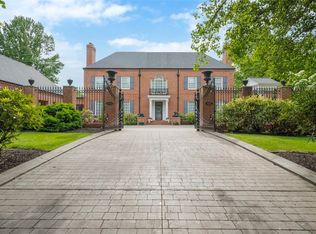 418 Fox Chapel Rd, Pittsburgh, PA 15238