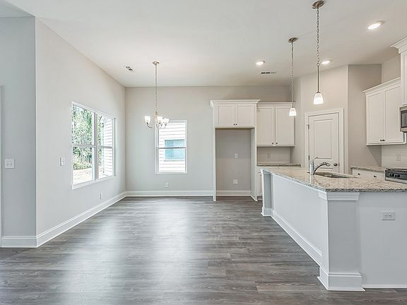 5th image of 3628 Apies St Lot 31
