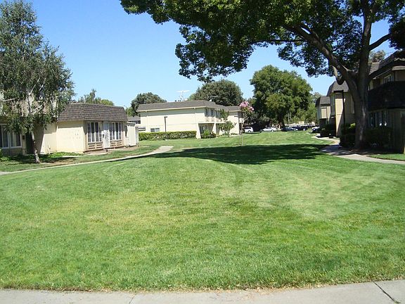 2nd image of 1495 Fedora Ct