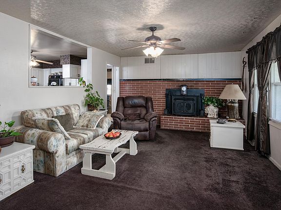 5th image of 608 1st St
