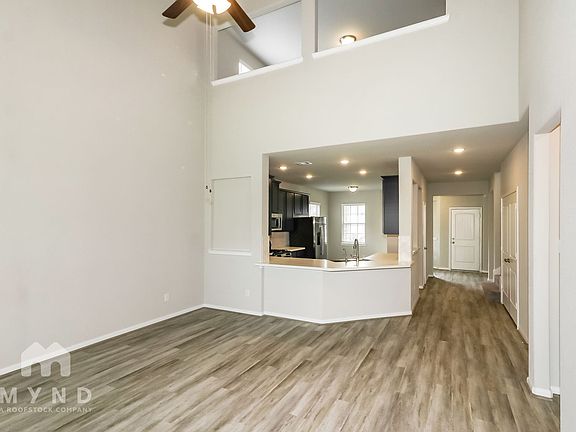 4th image of 23114 Birmingham Grove Ln