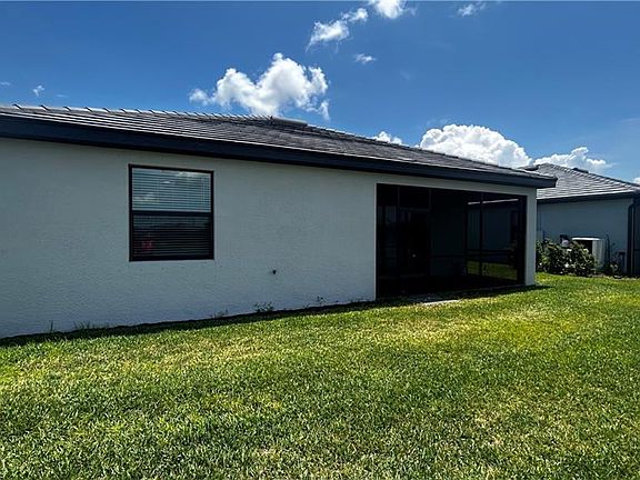 3rd image of 13845 Pine Lodge Ln