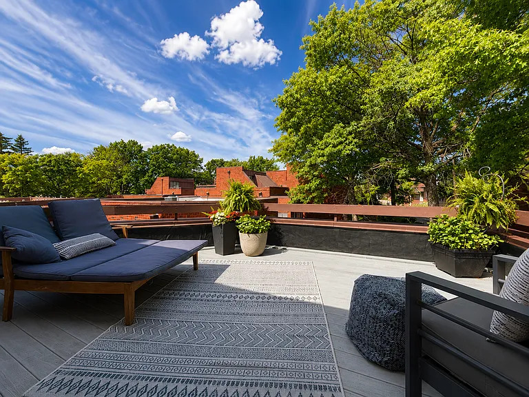 Walk out furnished roof top deck