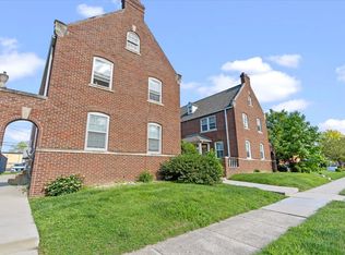 912 S 5th St #8, Springfield, IL 62703