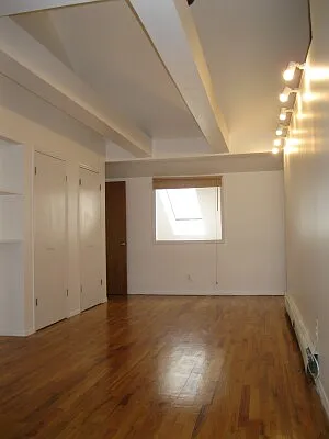 Rented by Tower Brokerage | media 58