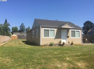 325 24th St, Springfield, OR 97477