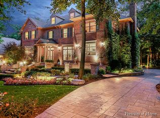 2307 Hazel Ct, Naperville, IL 60565