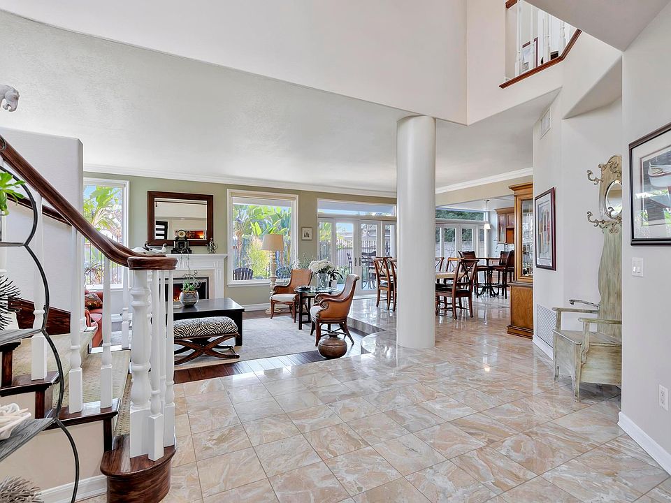 1st image of 6263 Napoli Ct