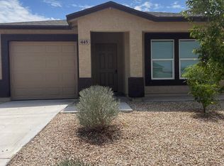 445 Baskin Dr, Morristown, AZ 85342