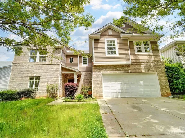 6828 Evanton Loch Rd, Charlotte, NC 28278