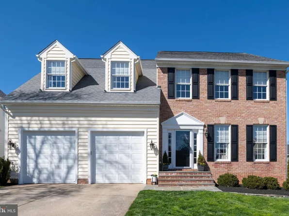 6 Timberwood Ct, Cockeysville, MD 21030