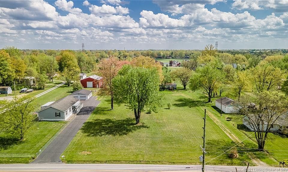 1st image of 2718 Coopers Ln