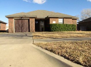 3811 Pine St, Amarillo, TX 79118
