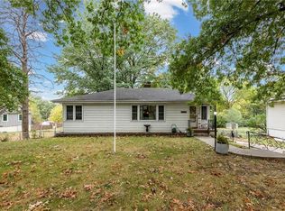 5440 N Tracy Ave, Kansas City, MO 64118