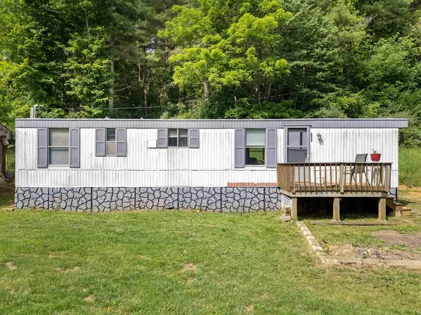2268 Reedsville Rd NW, Floyd, VA 24091