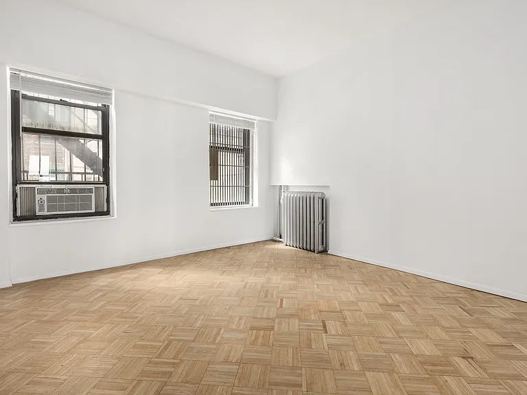 24 W 46th St #3 — Photo 8