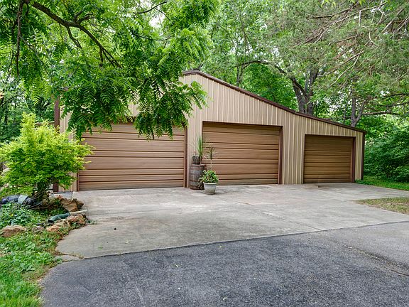 3rd image of 5924 S Farm Road 181